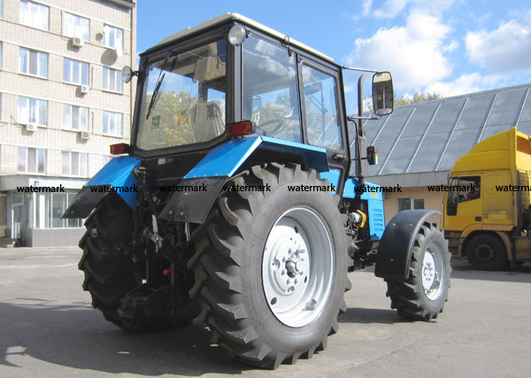Трактор МТЗ 1025.2