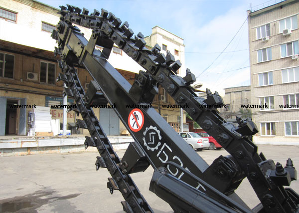 Грунторез ЭЦ-1800. Глубина 2 МЕТРА