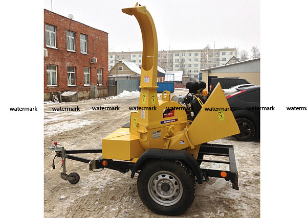Прицеп-дробилка для дерева BXT6238