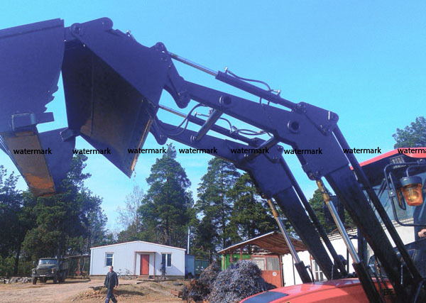 Фронтальный погрузчик ПТМ-1100 (база без ковша)