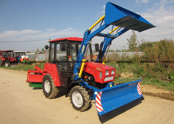 Коммунальная машина ПФС-320БКУ