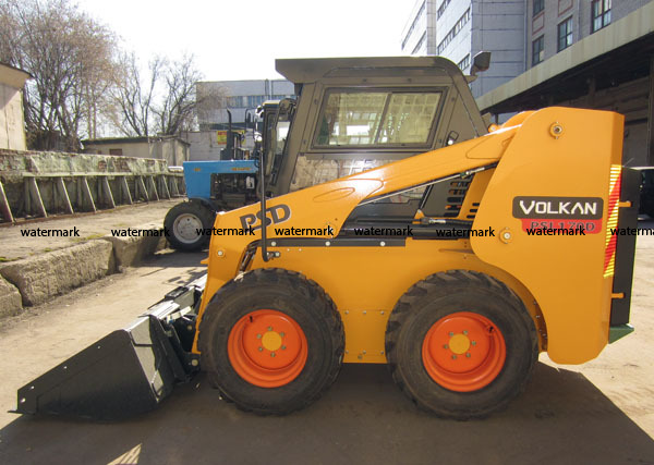 Универсальный мини-погрузчик PSL170D
